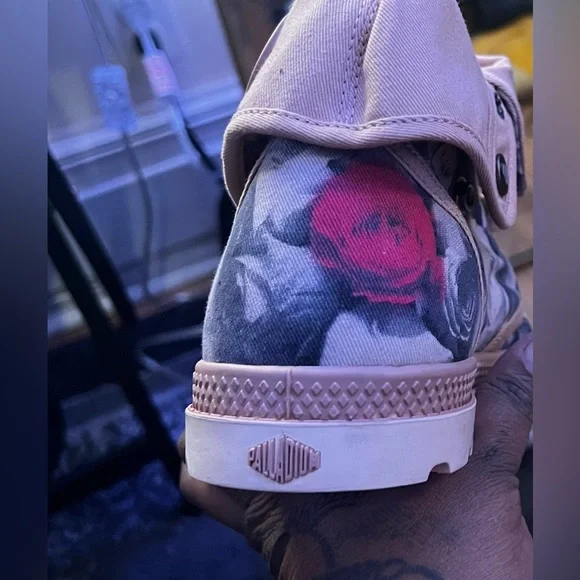 Palladium “ Floral” - Picture 3 of 3